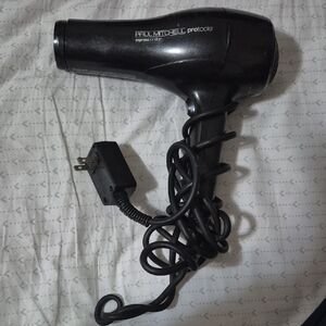 Paul Mitchell Pro Tools Black Express IonDry Hair Dryer